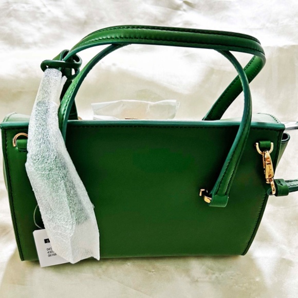 SATCHEL, SALVATORE FERRAGAMO MARA MINI CALFSKIN LEATHER,  TWO HANDLES & ONE - Picture 4 of 16